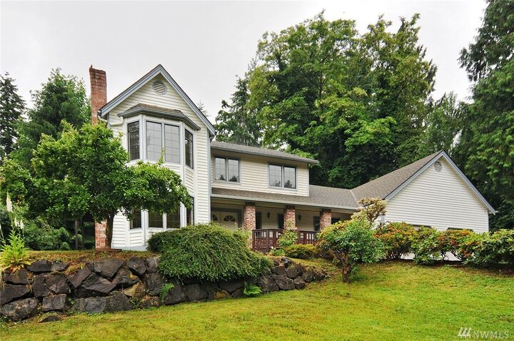 Property Photo: 20255 37th Ave NE WA 98155