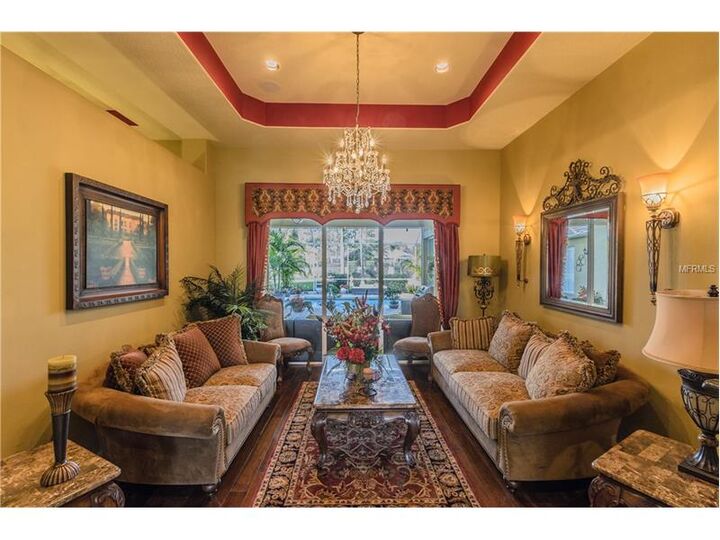 Property Photo:  5804 Peach Heather Trail  FL 33596 