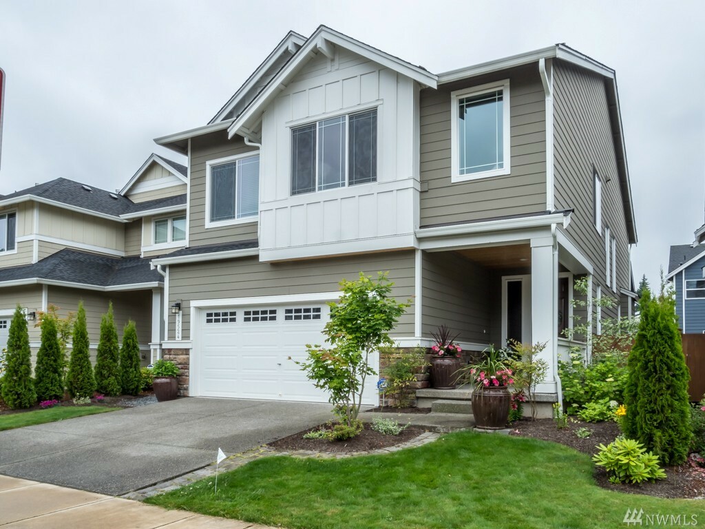 Property Photo: 19524 38th Dr SE WA 98012