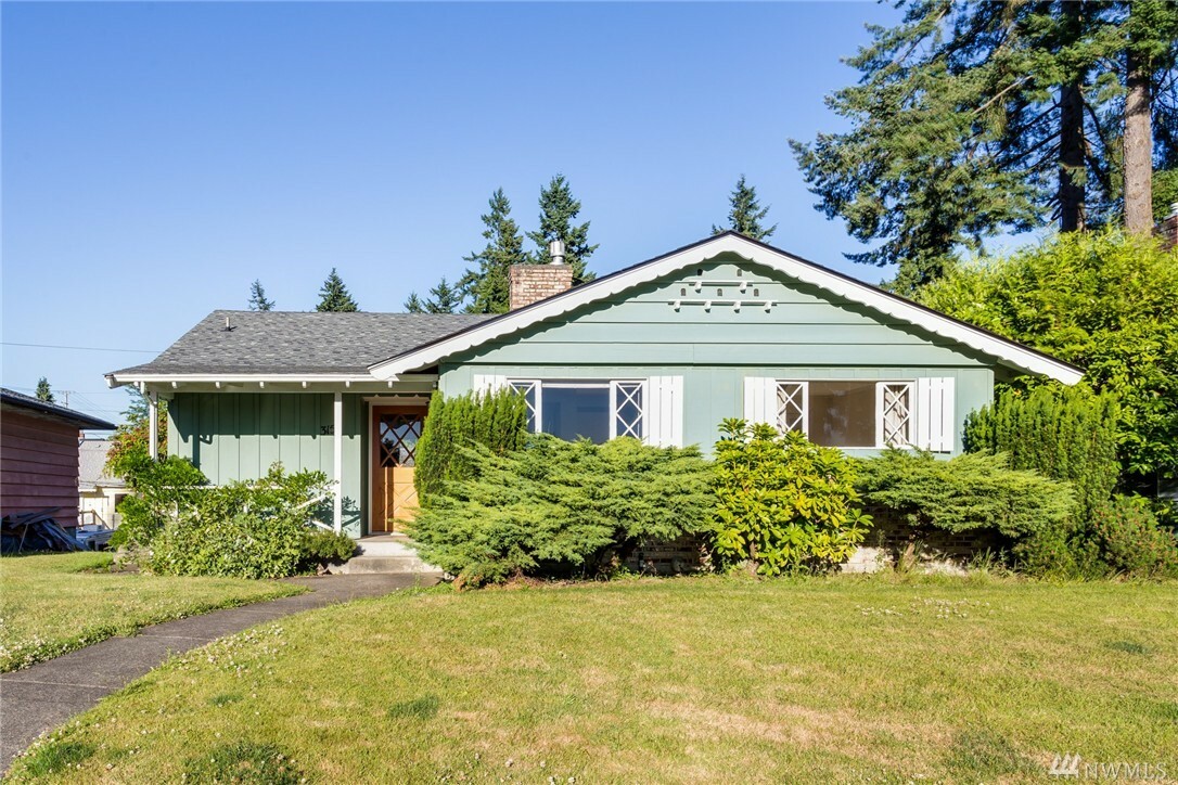 Property Photo:  315 Eldorado Ave  WA 98466 