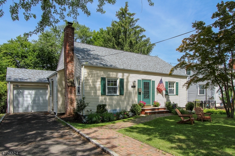 Property Photo: 17 Duchamp Pl NJ 07928