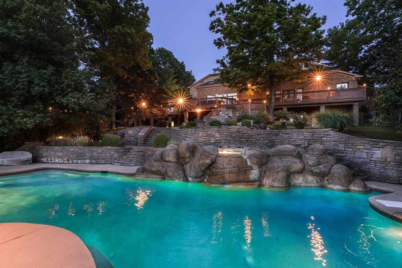 890 Squire Oaks Drive  Villa Hills KY 41017 photo