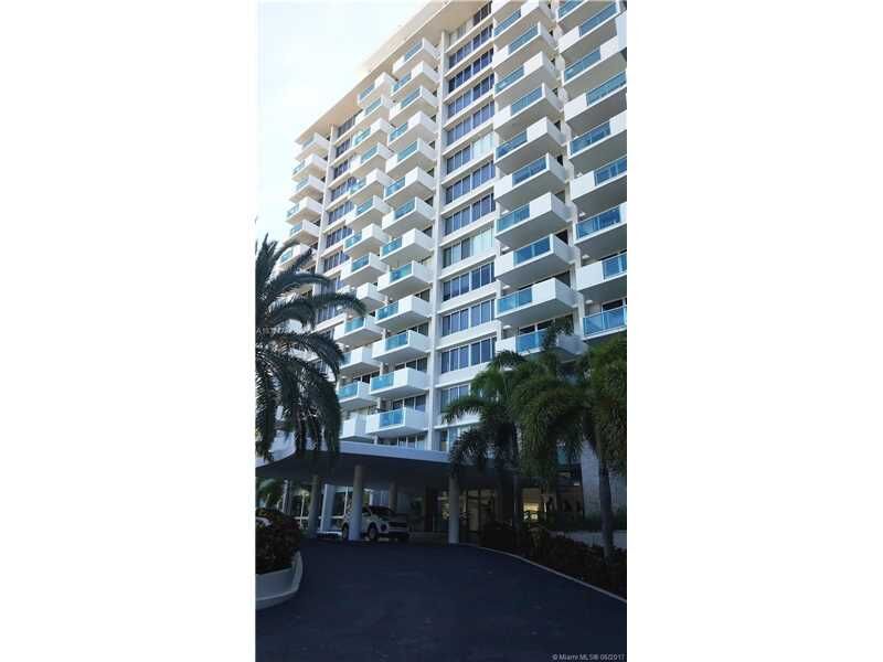 Property Photo: 1200 West Ave 410 FL 33139