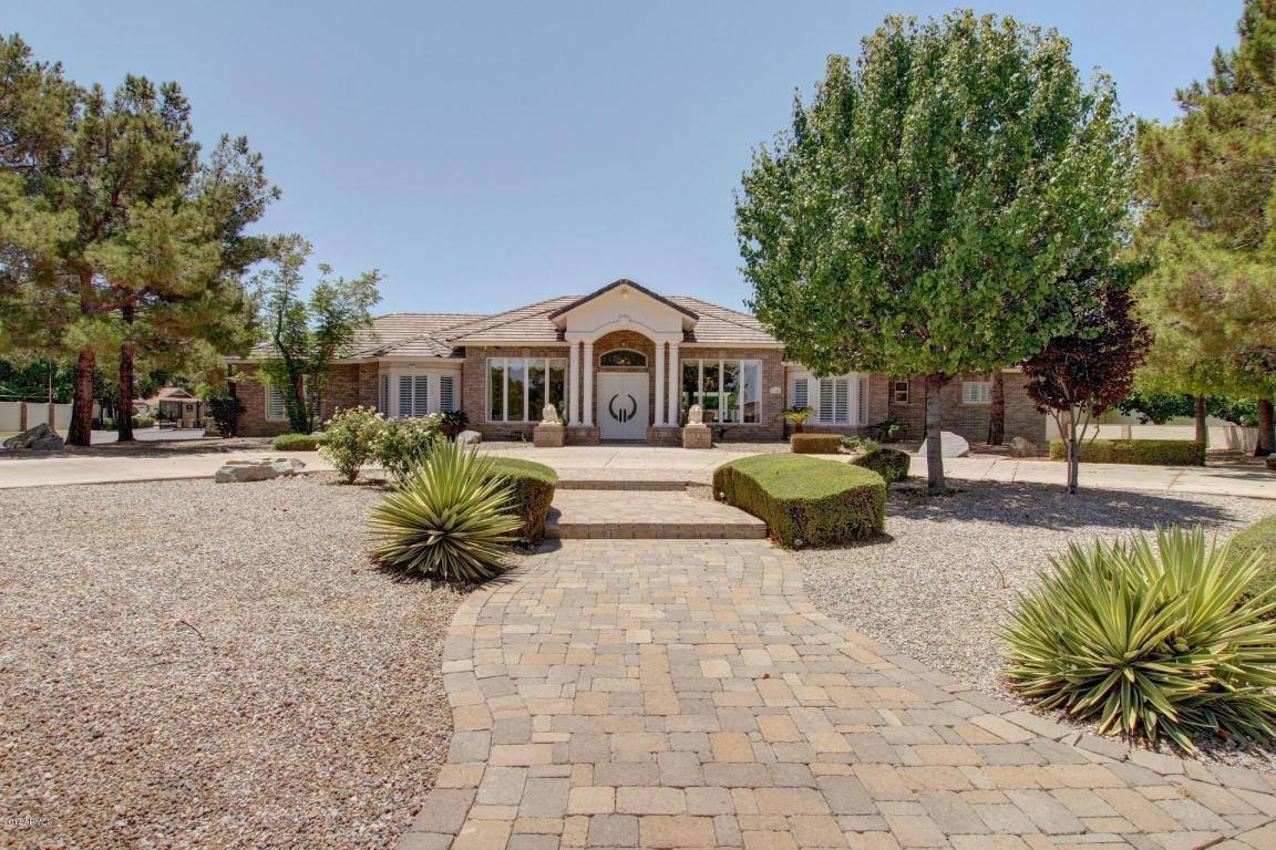 Property Photo: 1309 E Salado Circle AZ 85203