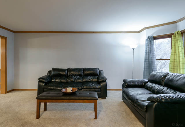 Property Photo:  2565 Brockton Circle  IL 60565 