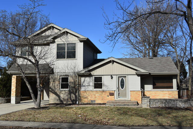 Property Photo: 411 Park Avenue IL 60126
