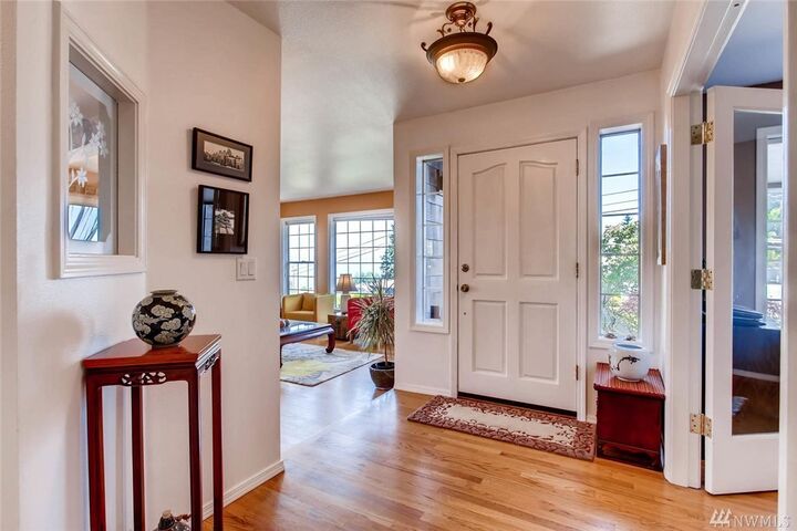 Property Photo:  1116 51st St NE  WA 98422 