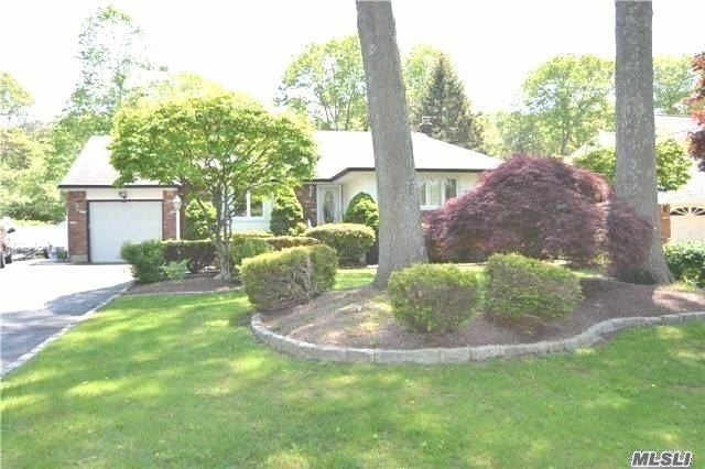 Property Photo:  116 Lillian Road  NY 11767 