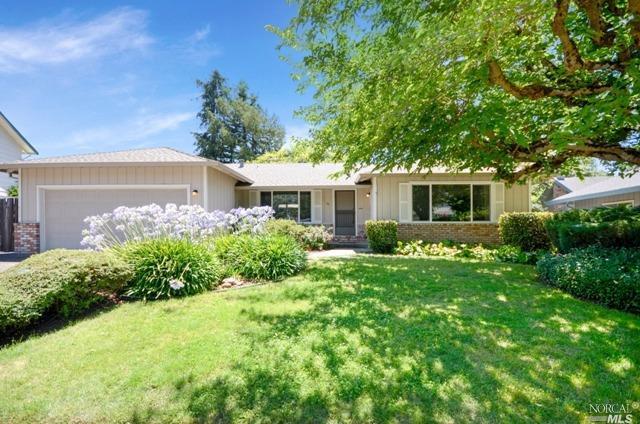 Property Photo:  10 El Prado Court  CA 95405 