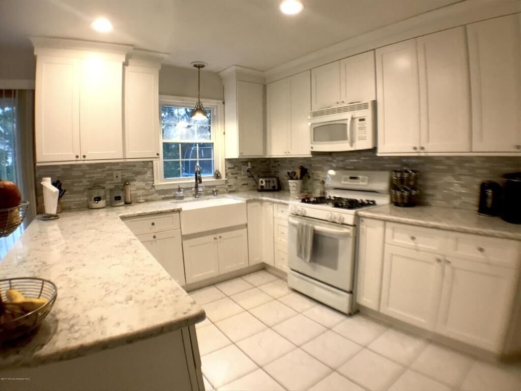 Property Photo:  782 Adelphia Road  NJ 07728 