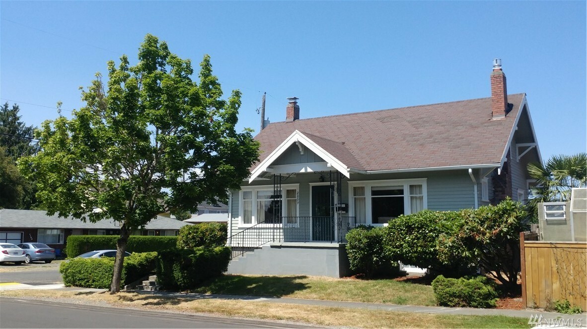 Property Photo: 2809 N 11th St WA 98406