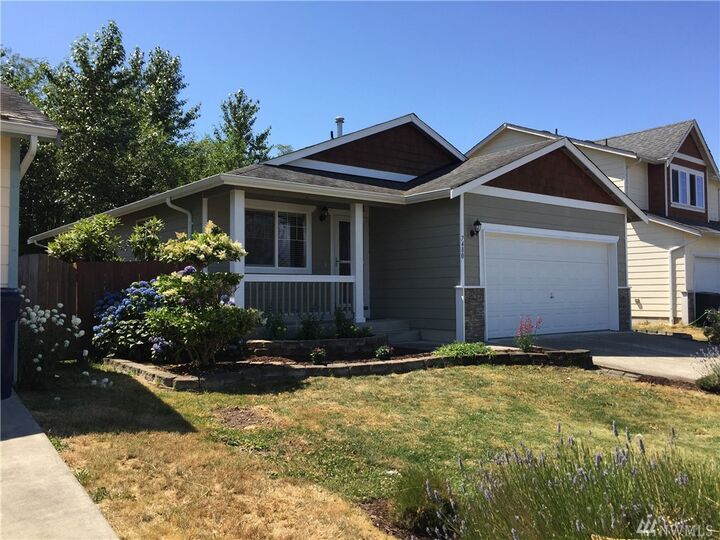 7480 Clamdigger Dr  Blaine WA 98230 photo