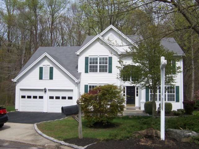 Property Photo: 17 Beech Tree Way CT 06461