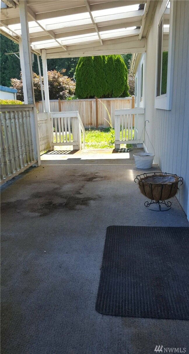 Property Photo:  2265 Estero  WA 98022 