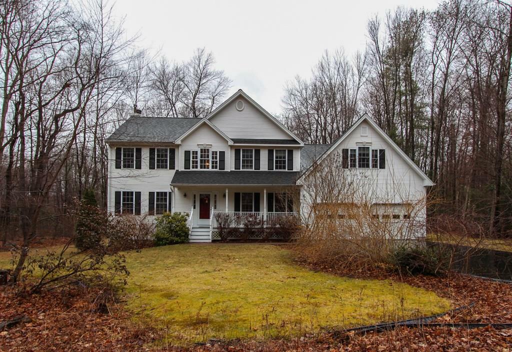 Property Photo:  1 Homestead Lane  CT 06019 