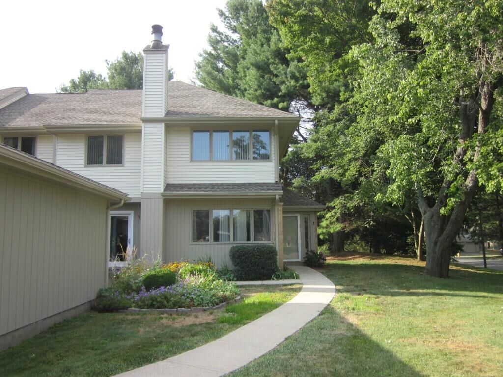 Property Photo:  111 West Bluegill Lane 111  CT 06078 