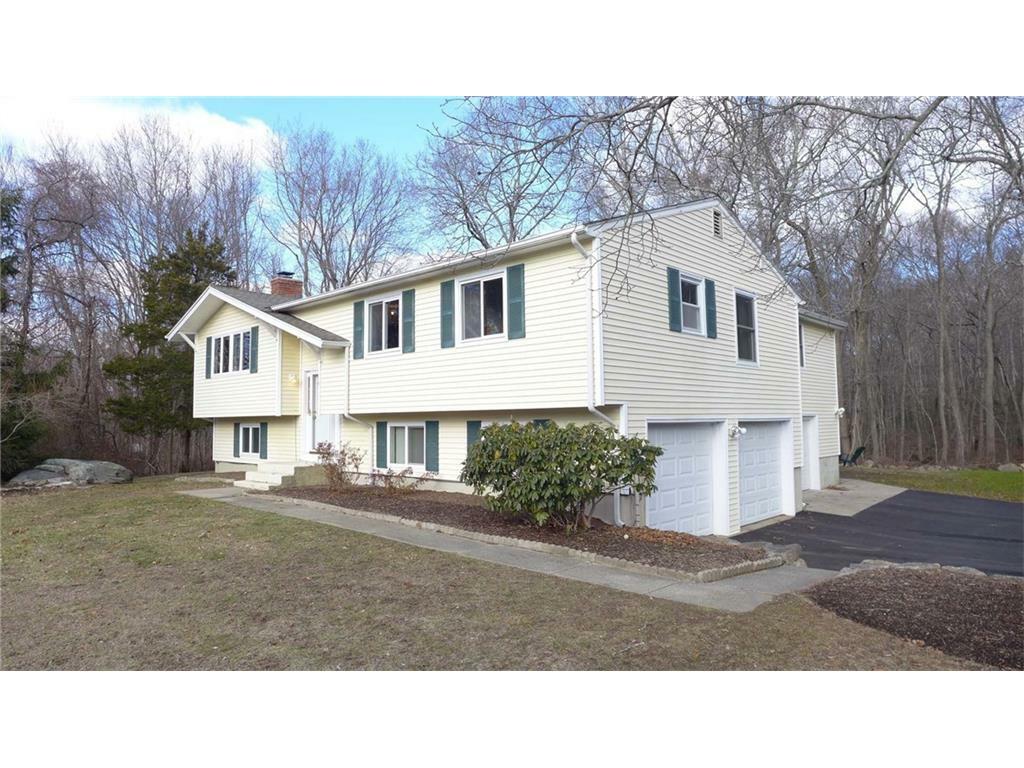 Property Photo:  13 Mallard Lane  CT 06385 