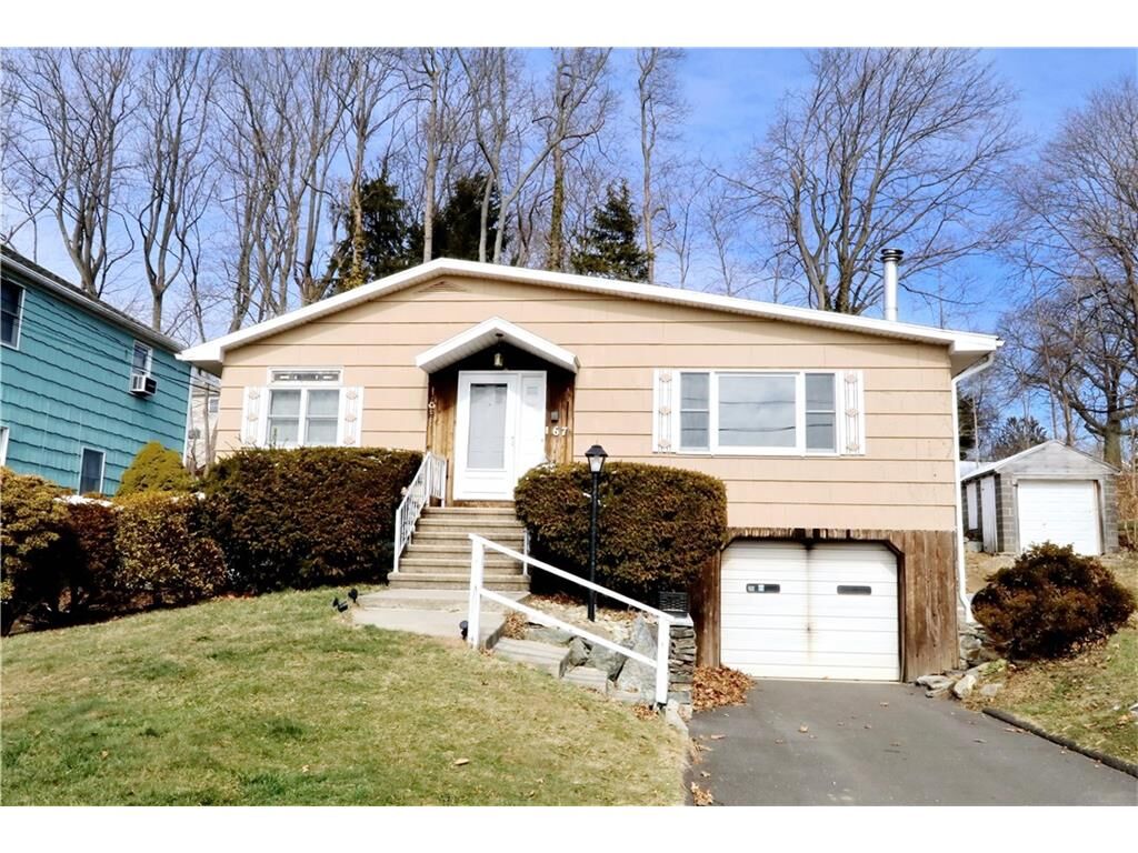 Property Photo: 67 Long Island View Road CT 06460