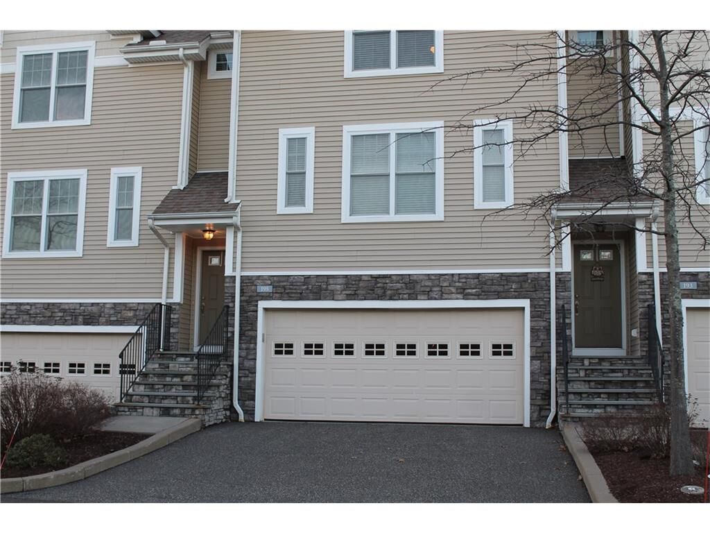 Property Photo:  195 Kyles Way 195  CT 06484 