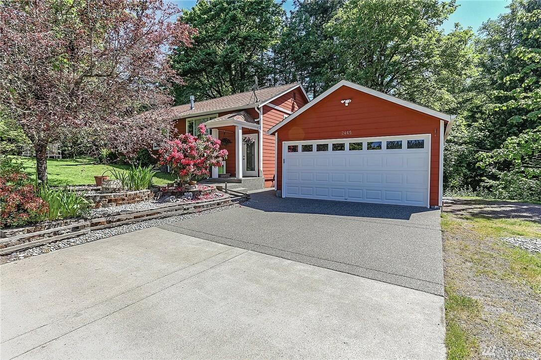 Property Photo:  2465 Violet Ct  WA 98366 