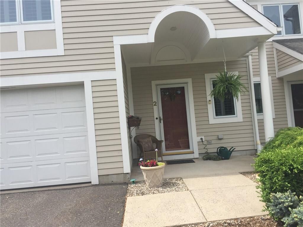 Property Photo:  2 Ivoryton Place 2  CT 06001 