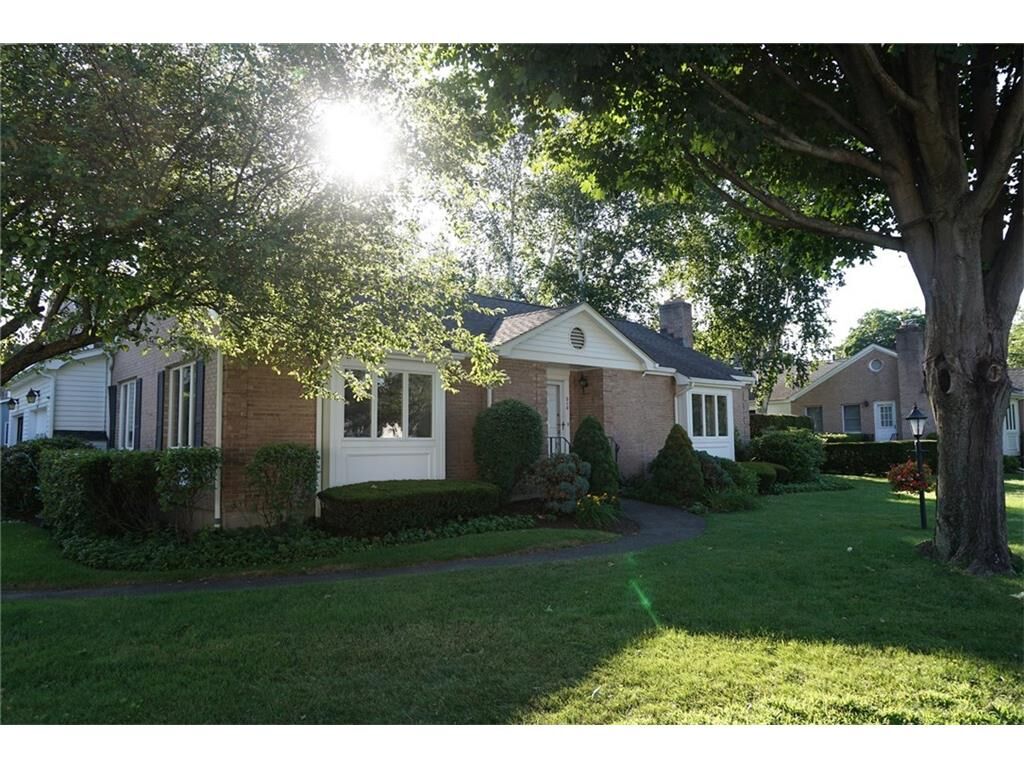 Property Photo: 210 Jamestown Road 210 CT 06614
