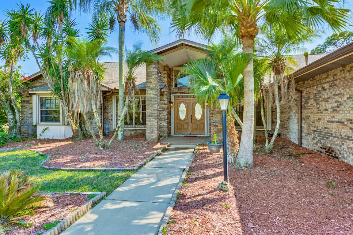 Property Photo:  3945 Turkey Point Drive  FL 32934 