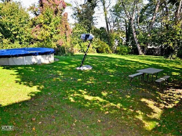 Property Photo:  114 Seaside Avenue  CT 06902 
