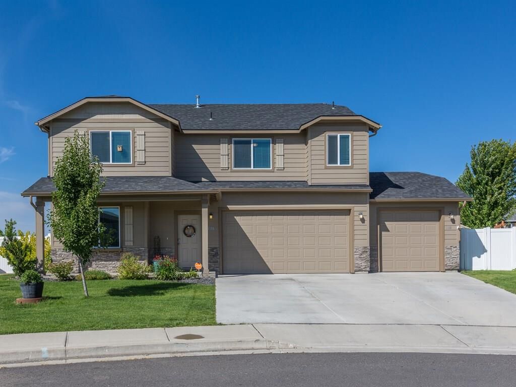 Property Photo:  1116 S Comax Ct  WA 99001 