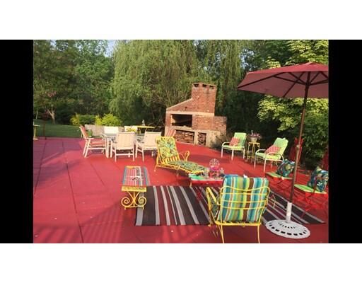 Property Photo: 60 Braeburn Cir MA 01453
