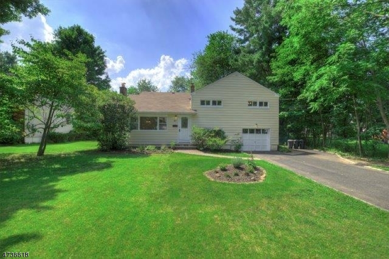 Property Photo:  97 Irving Ave  NJ 07039 