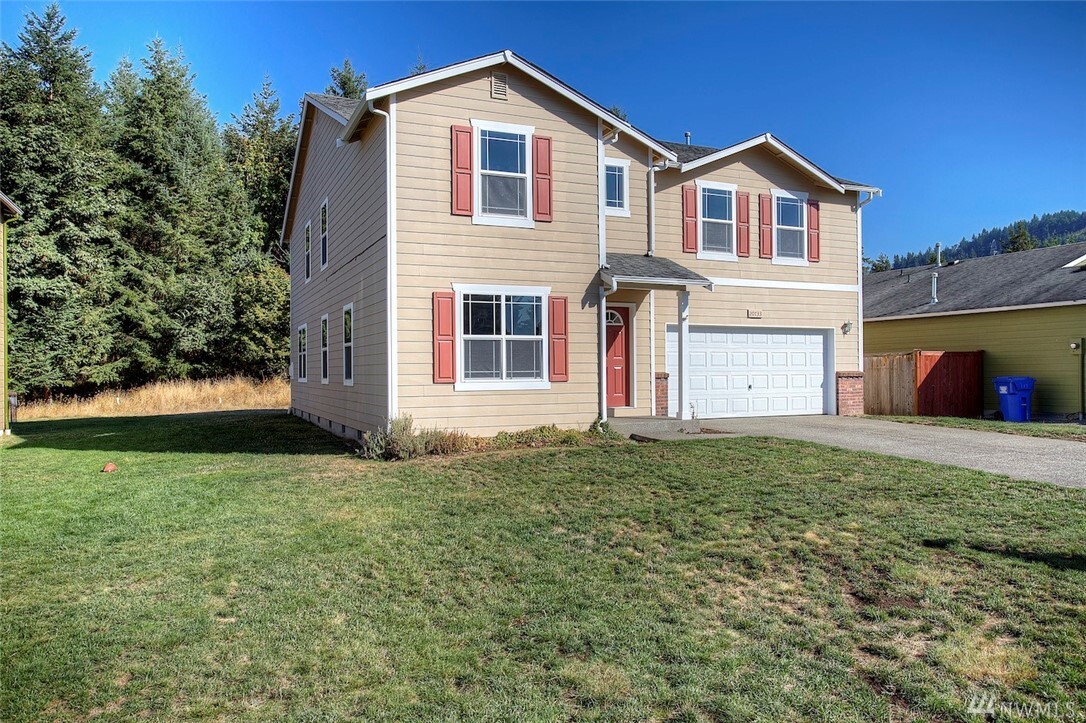Property Photo: 20733 197th Ave E WA 98360