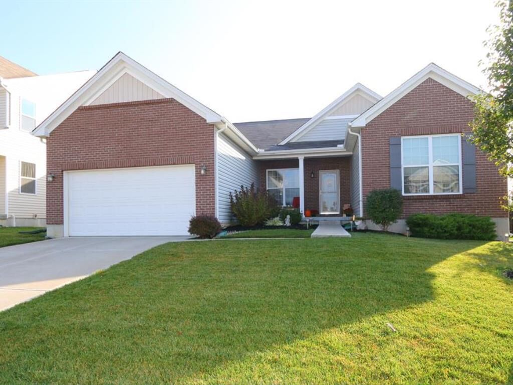 Property Photo: 1874 Greentree Meadows Drive OH 45036
