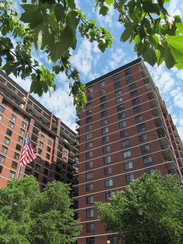 Property Photo:  700 1st St 6A  NJ 07030 