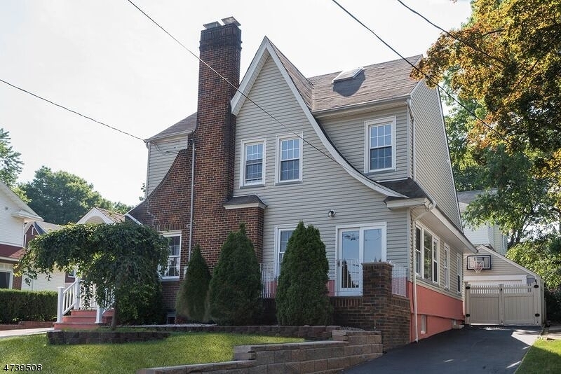 Property Photo:  24 Livingston Ave  NJ 07032 