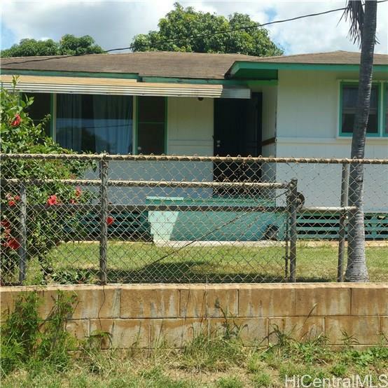 Property Photo:  94-052 Nawaakoa Street  HI 96797 