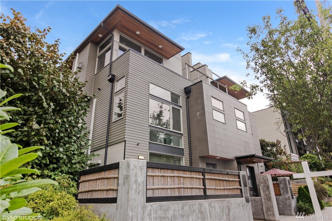 Property Photo:  2618  Eastlake Avenue E B  WA 98102 