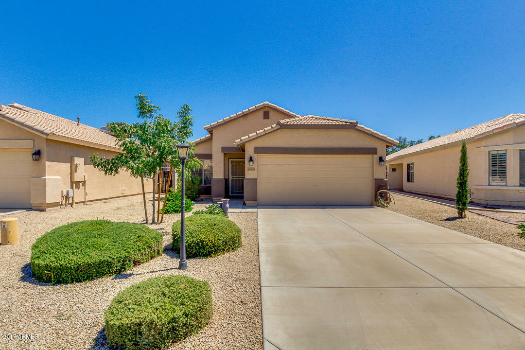 Property Photo:  39809 N Passaro Drive  AZ 85140 