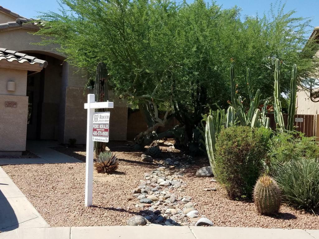 Property Photo:  16020 N 158th Court  AZ 85374 