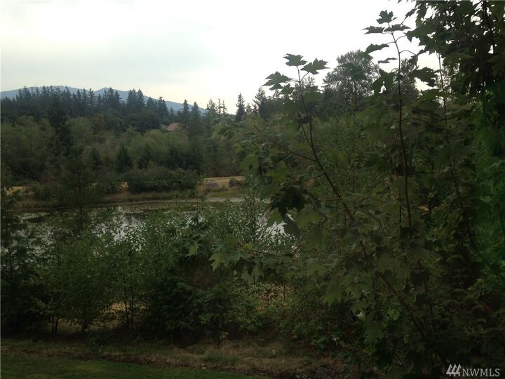 Property Photo: 1855 Trossachs Boulevard SE 2104 WA 98075