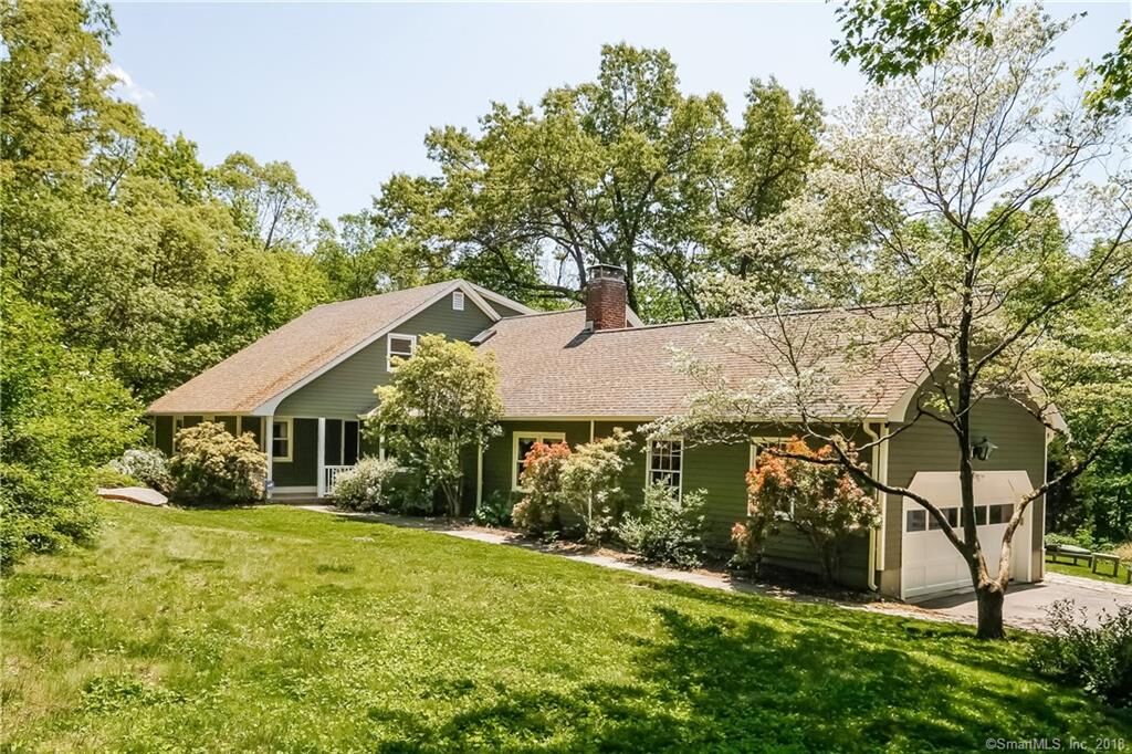 Property Photo: 46 Glen Hill Road CT 06897