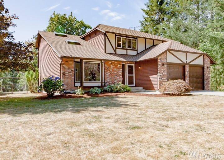 Property Photo:  20623 SE 232nd St  WA 98038 