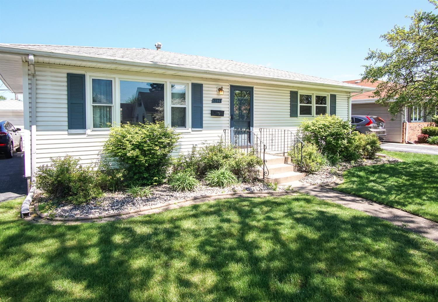 Property Photo: 3121 44th Street IN 46322