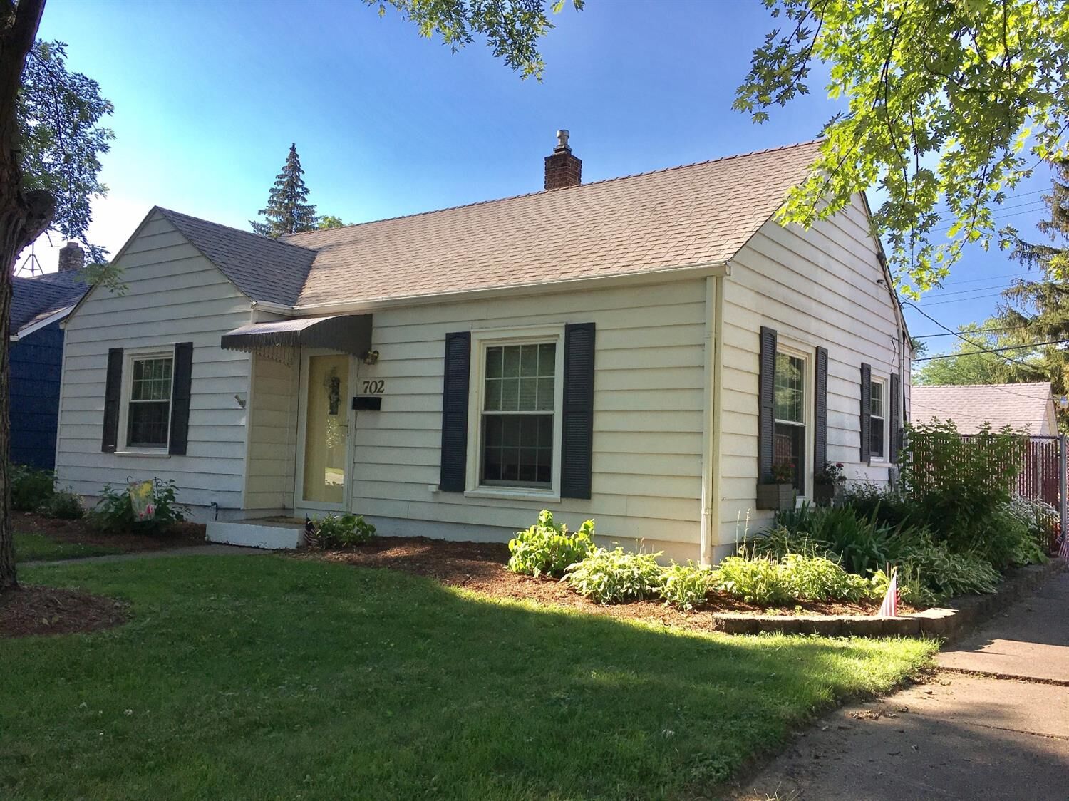 Property Photo:  702 W Main Street  IN 46319 