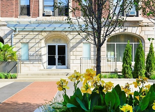 Property Photo: 426 W Belmont Avenue 1101 IL 60657