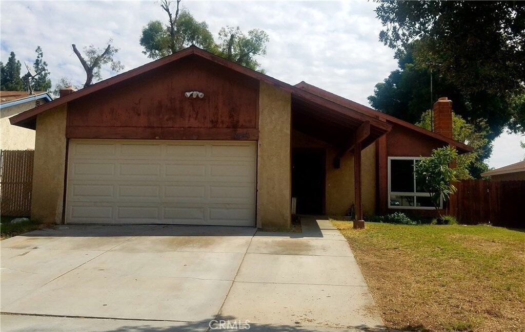Property Photo: 6740 Astoria Drive CA 92503
