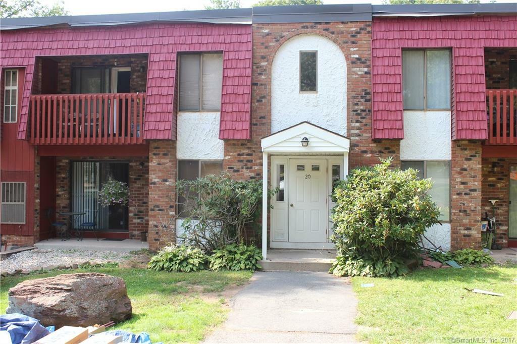 Property Photo: 20 Woodsedge Drive 2B CT 06111