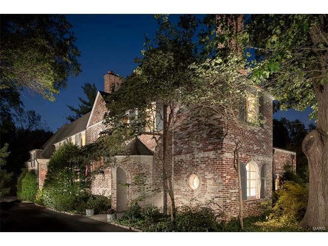 Property Photo: 12033 Robyn Park Drive MO 63131