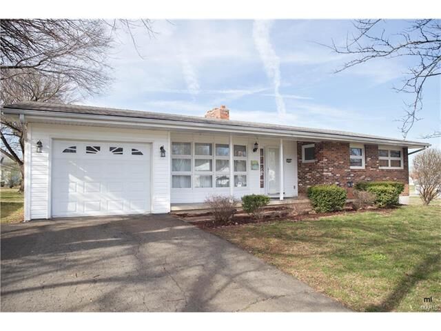 Property Photo: 505 Elm Street 63601