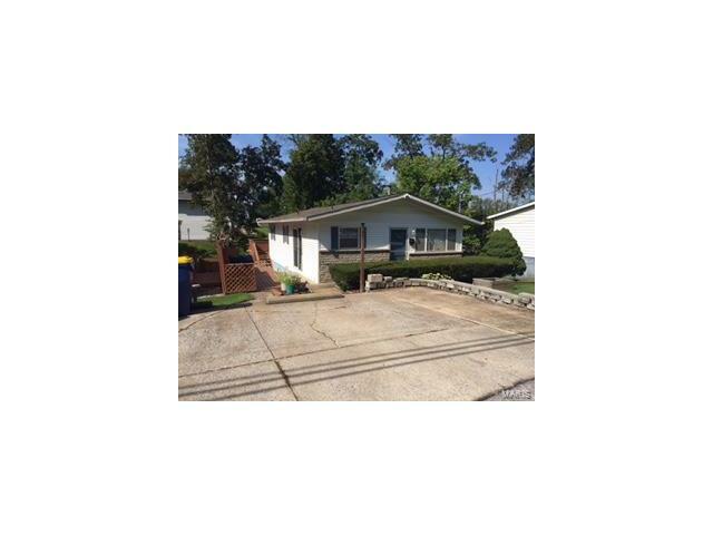 Property Photo:  413 Spruce  MO 63028 